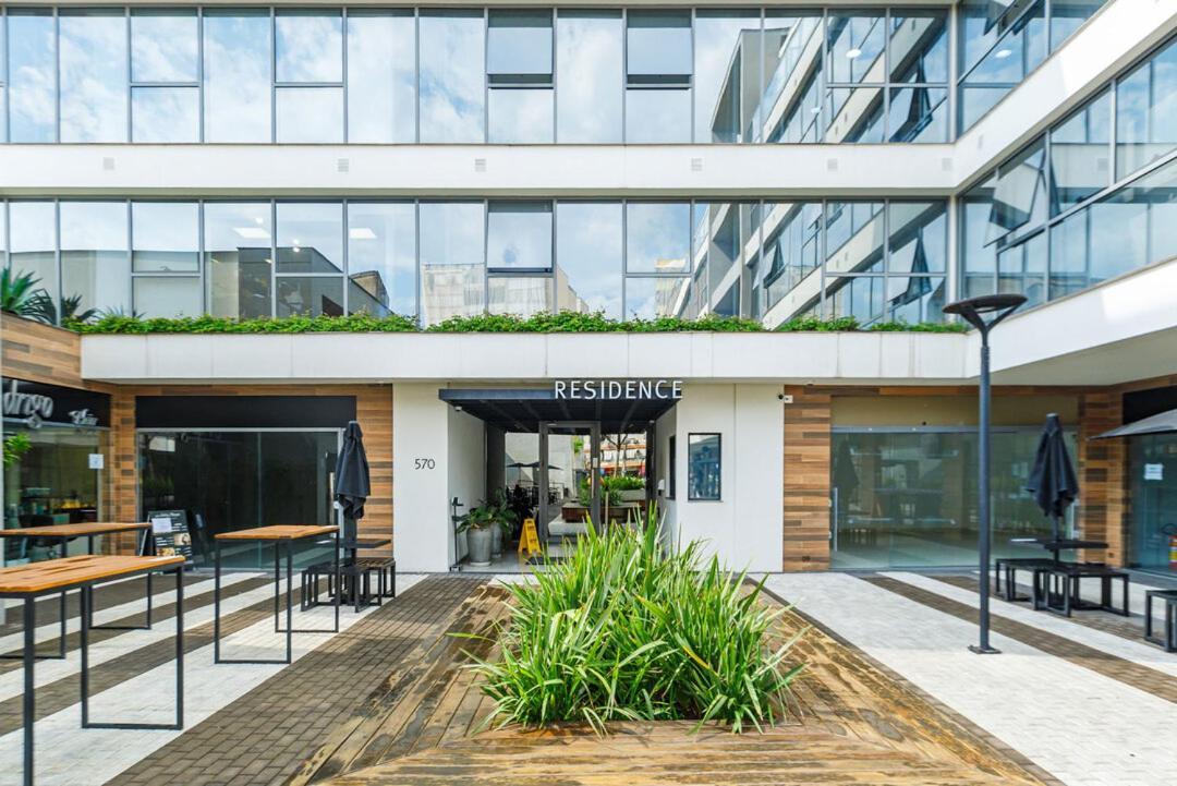 Apto Com Incrivel Localizacao Em Porto Alegre Sp Apartment Exterior photo